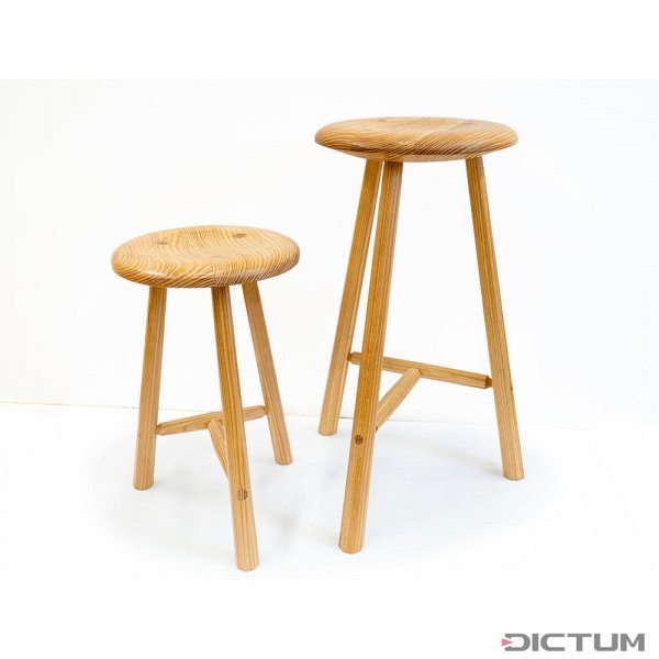 Drei-Bein-Hocker