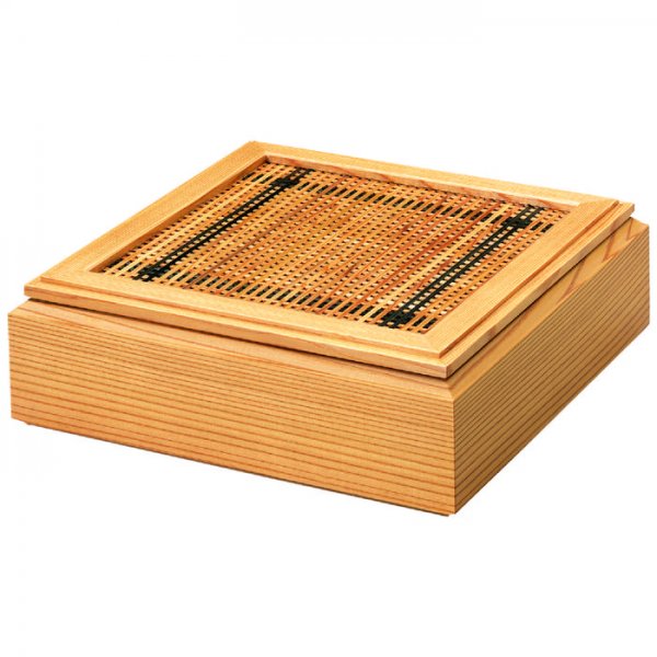 Box „Ju Bako“, Cedar